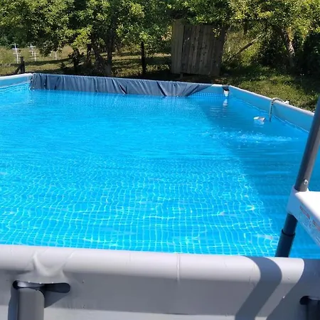 Idylle -pyramid View *