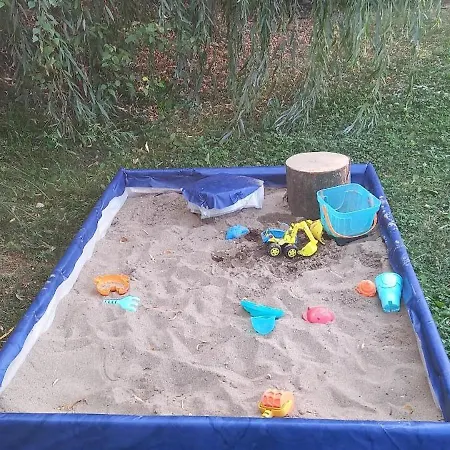 Idylle -pyramid View *