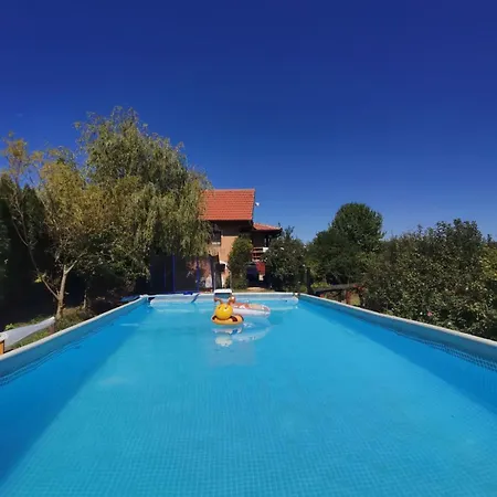 Idylle -pyramid View Holiday home Visoko